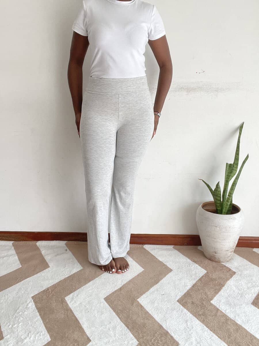 gray heather palazzo pants size 8 10 03 Gray heather straight-leg palazzo pants, back view