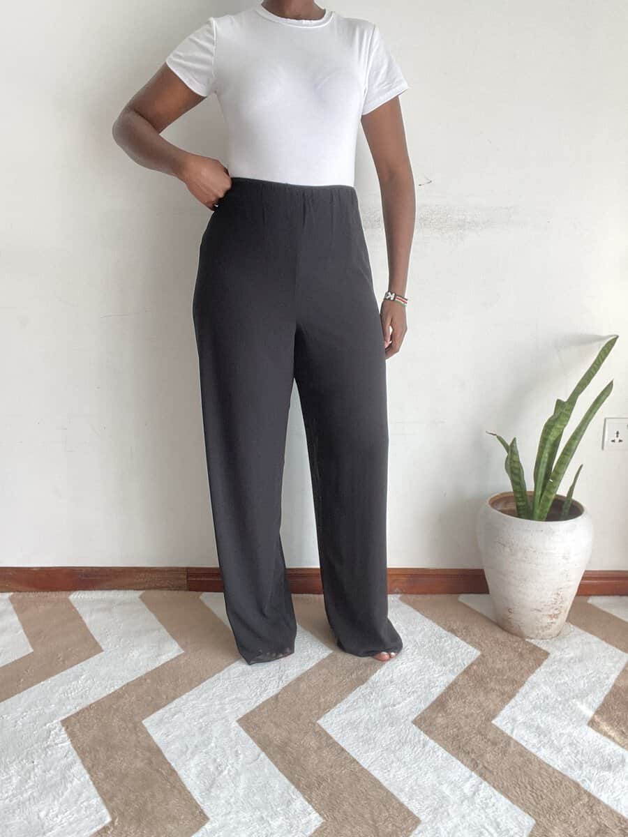 solid black wide leg pants size 14 01 Solid black wide-leg pants, front view